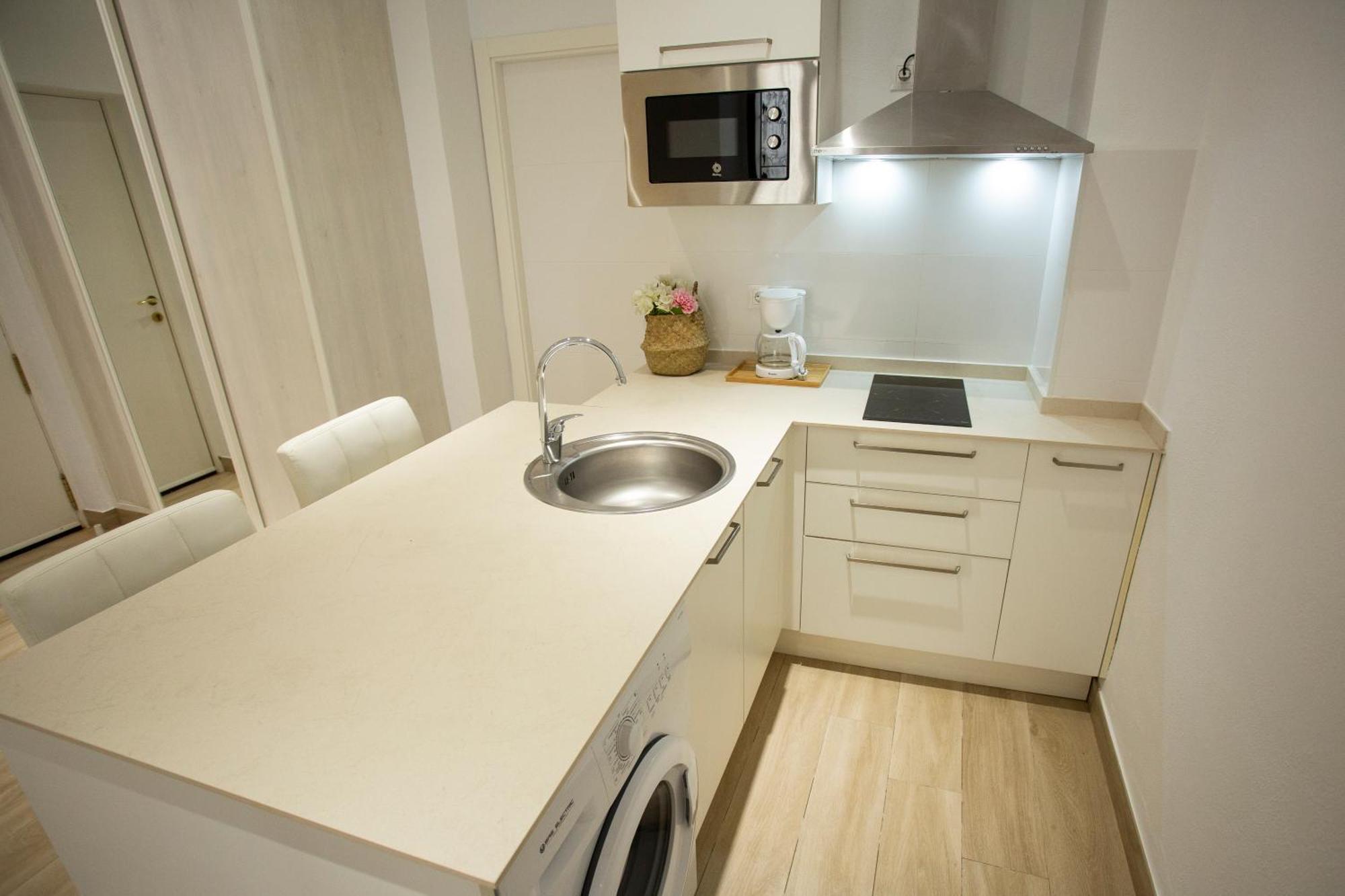 Wish Suite Cervantes Sevilla Exterior foto
